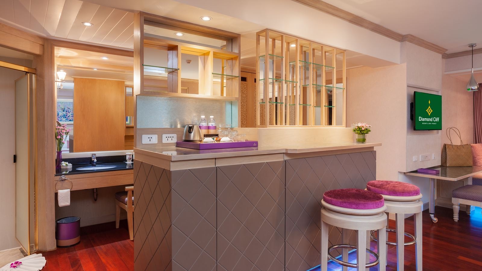 rooms-diamond-jacuzzi-suite