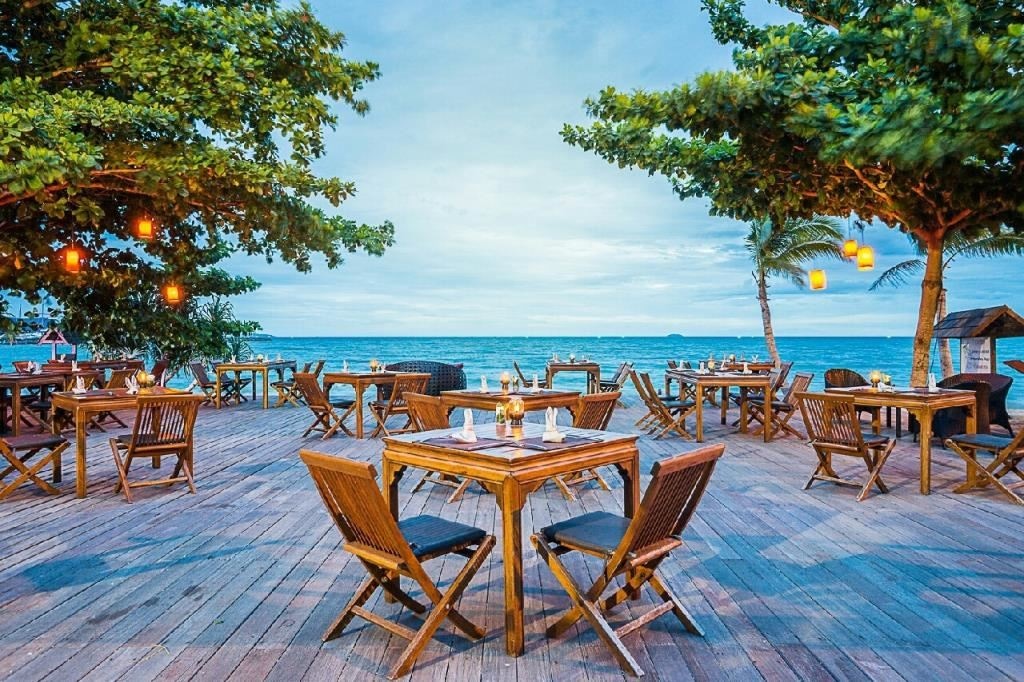 restaurants-by-the-sea-restaurant