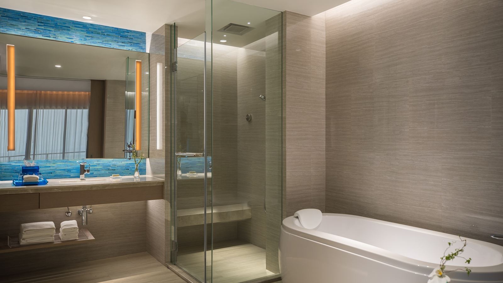 rooms-one-br-suite-sea-view