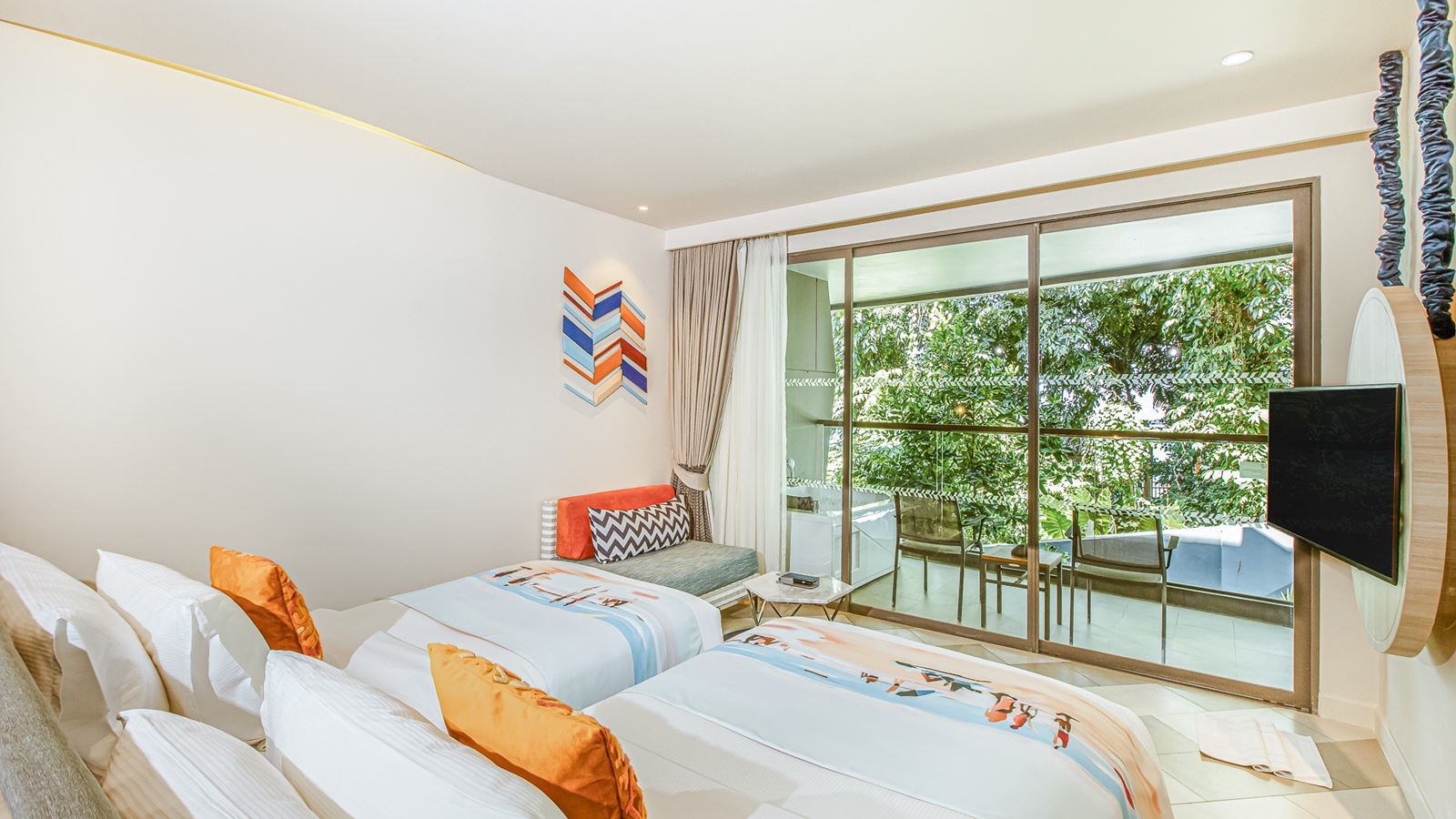 rooms-sis-over-the-garden