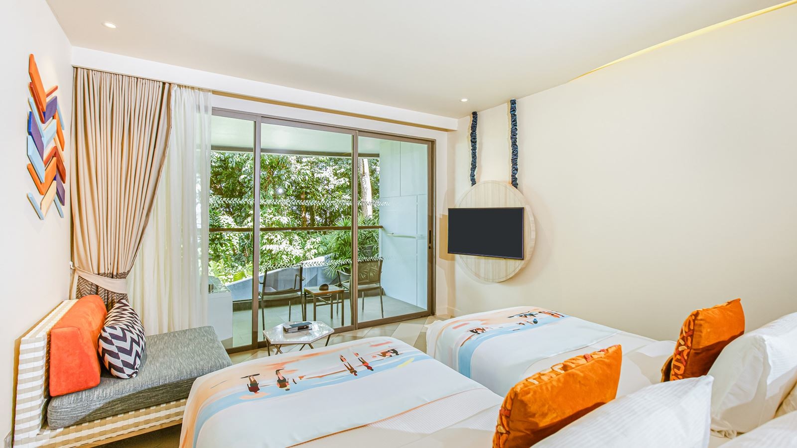 rooms-sis-over-the-garden