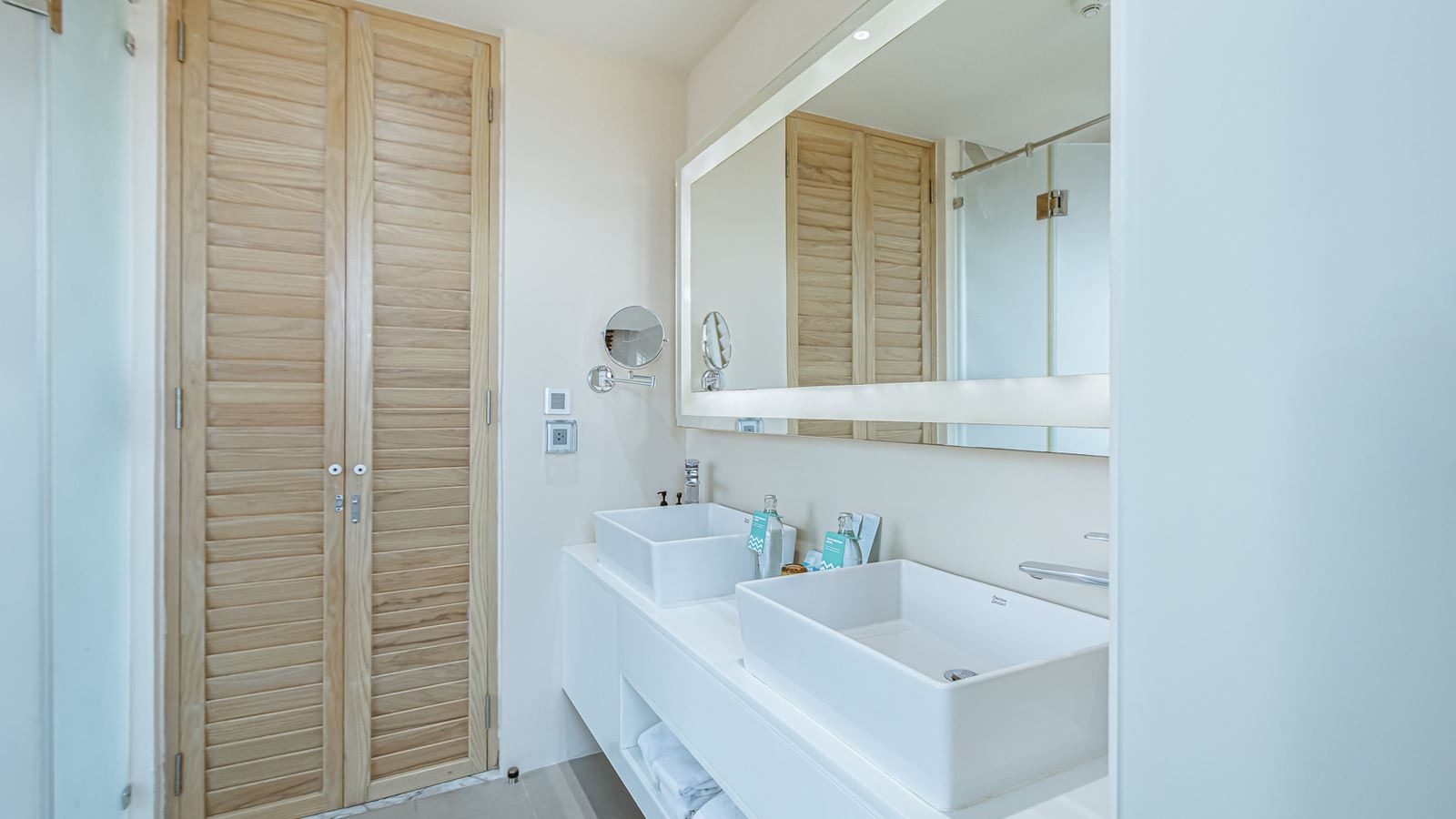 rooms-sis-studio-no-view