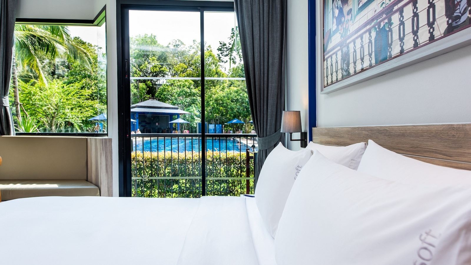 rooms-two-bedroom-family-pool-access-suite