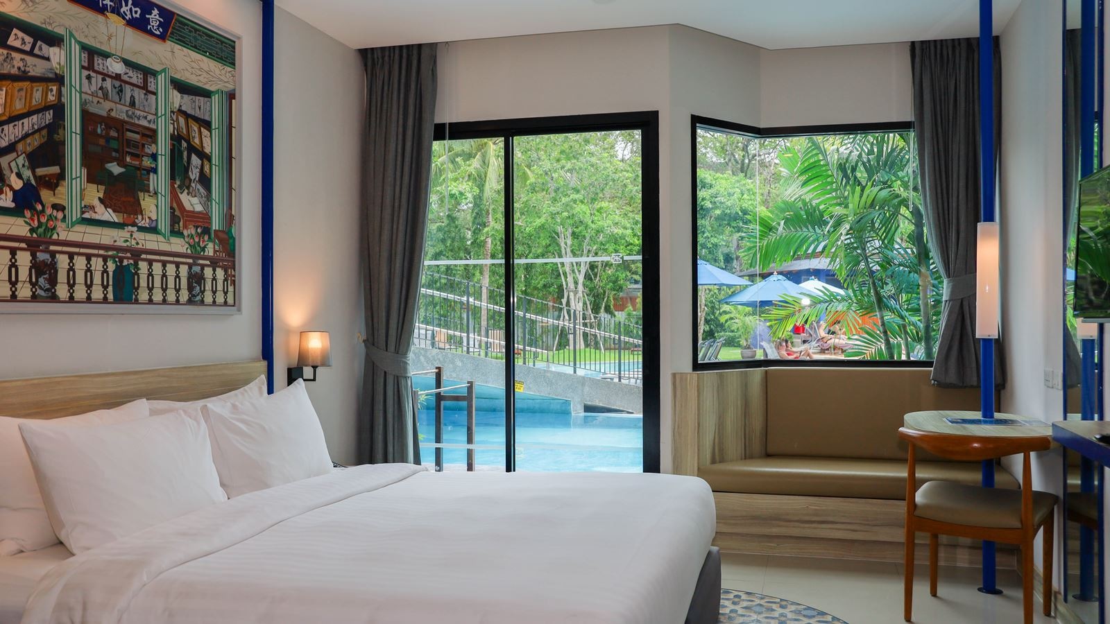 rooms-two-bedroom-family-pool-access-suite