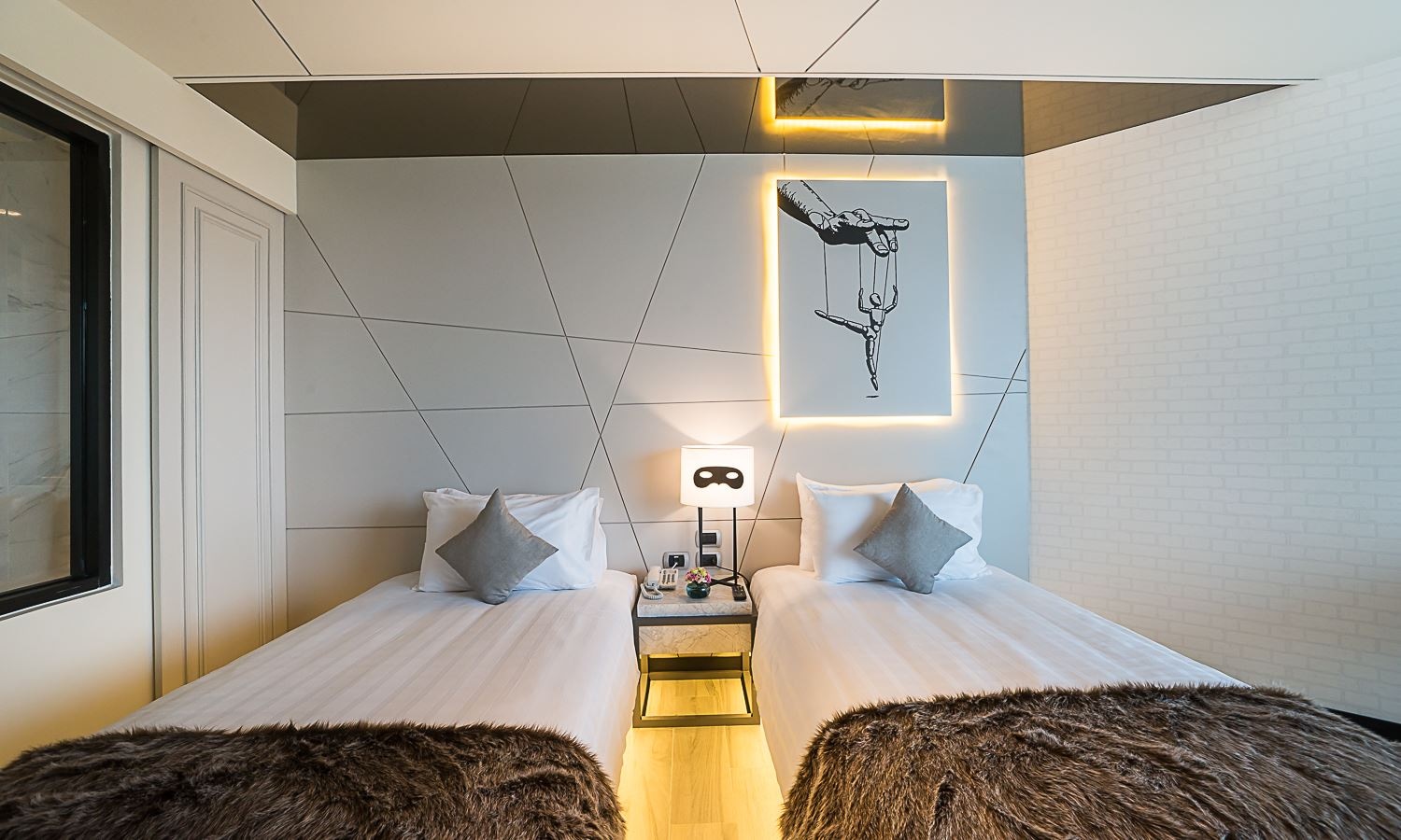 rooms-deluxe-room-sea-view