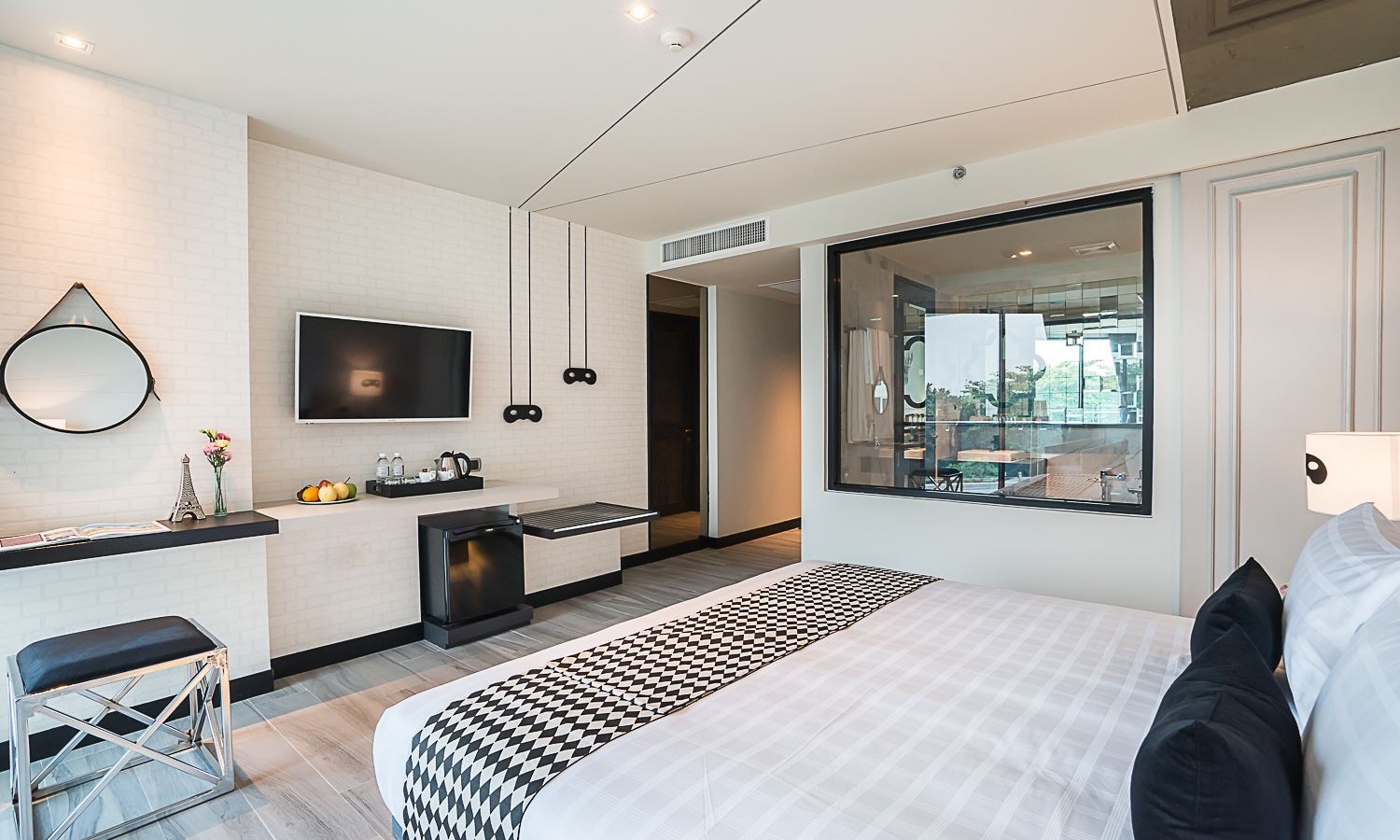 rooms-deluxe-room-sea-view