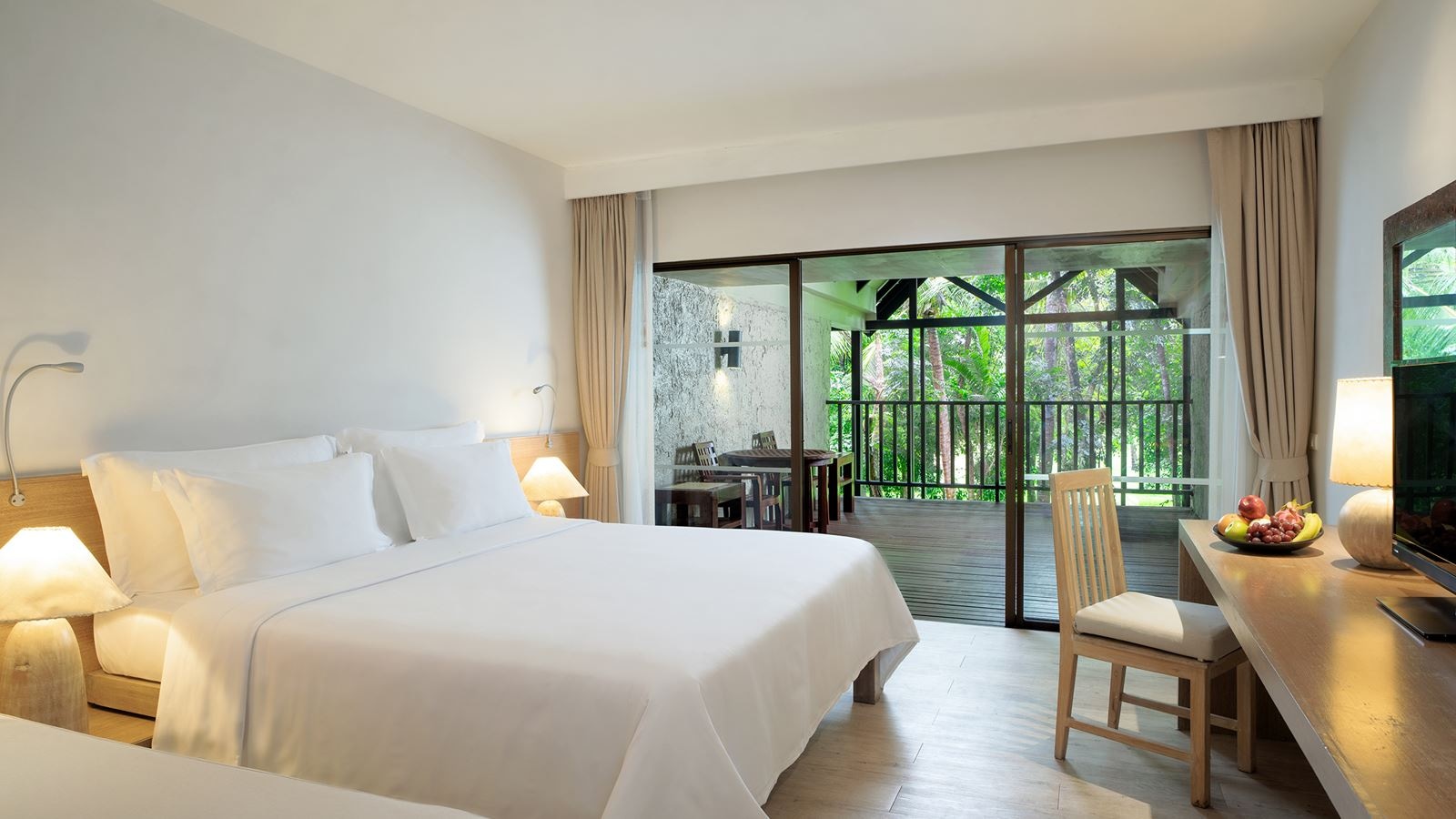 rooms-garden-studio-room