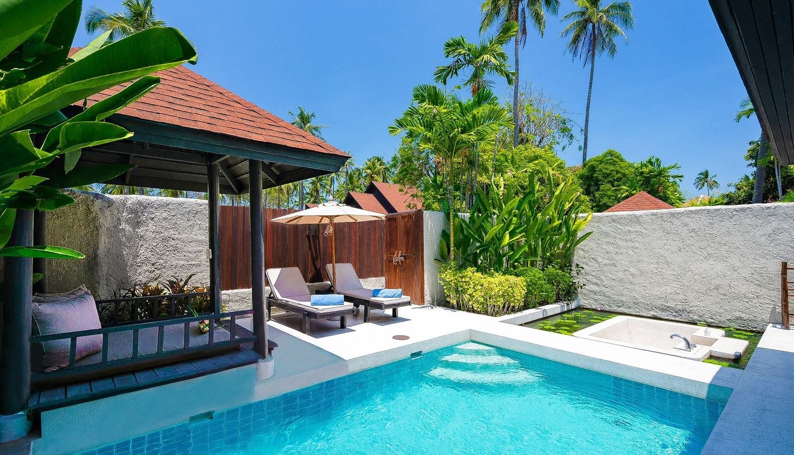 rooms-pool-villa
