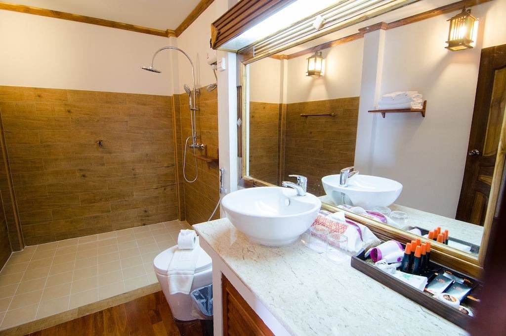 rooms-superior-with-partial-sea-view