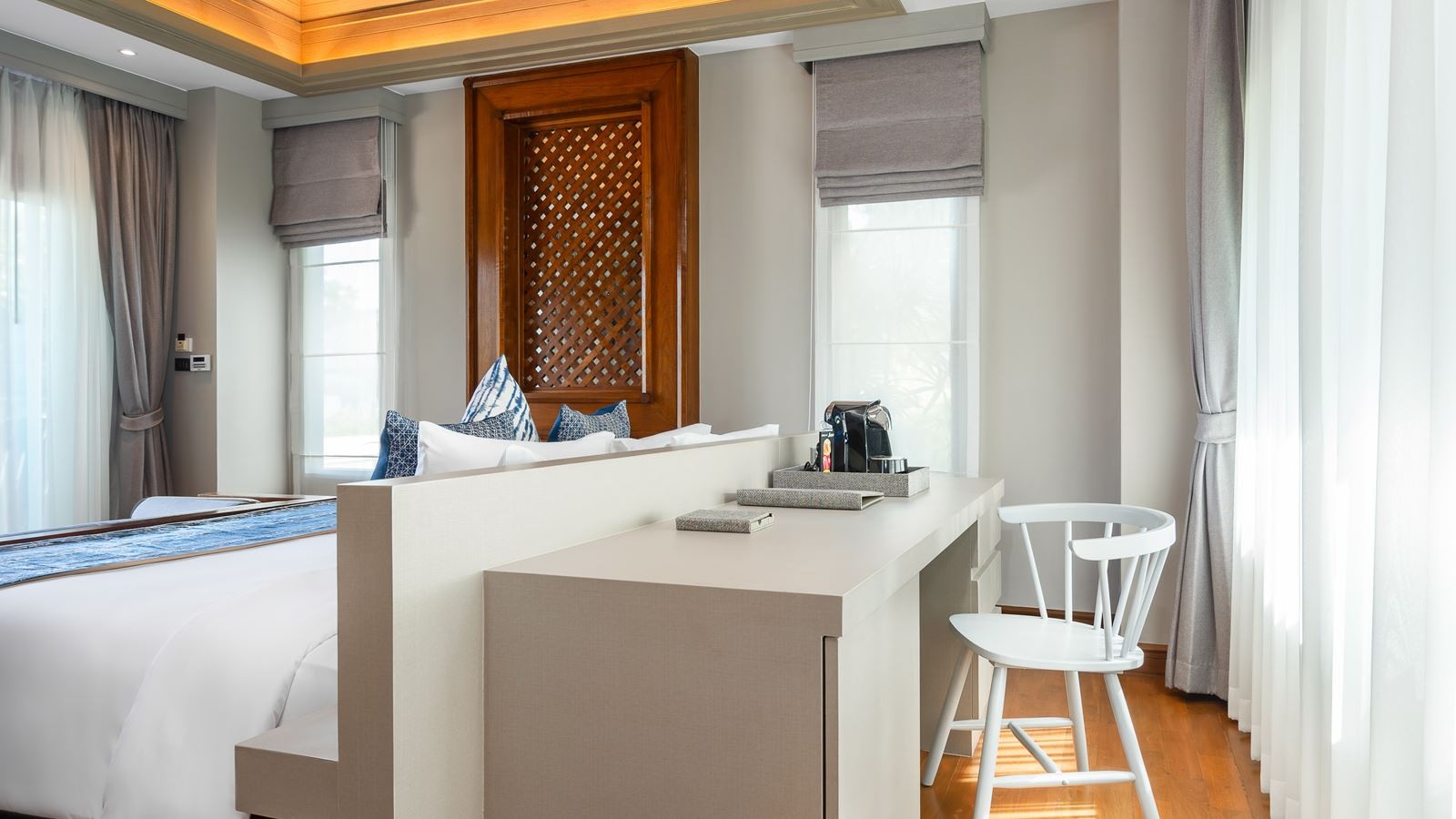 rooms-seaview-garden-villa