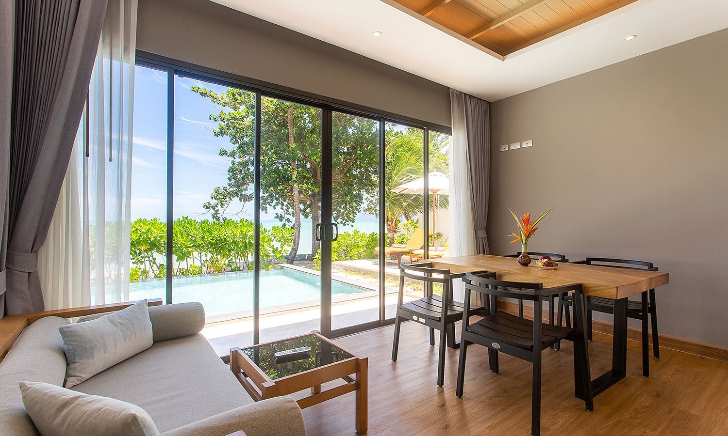 rooms-two-bedroom-beachfront-pool-villa