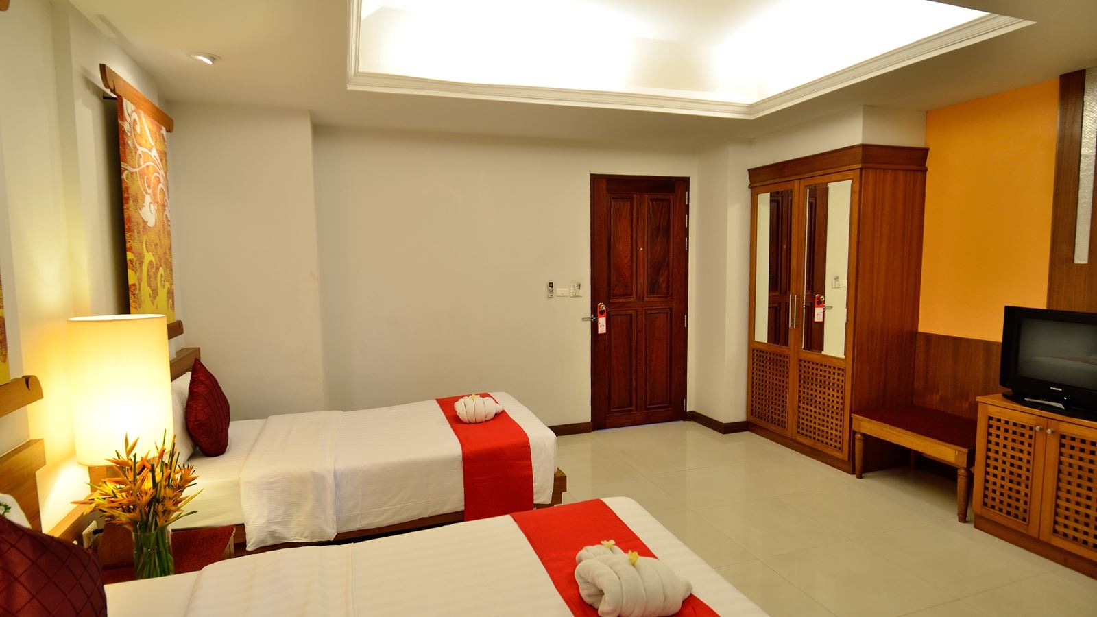 rooms-first-room-building