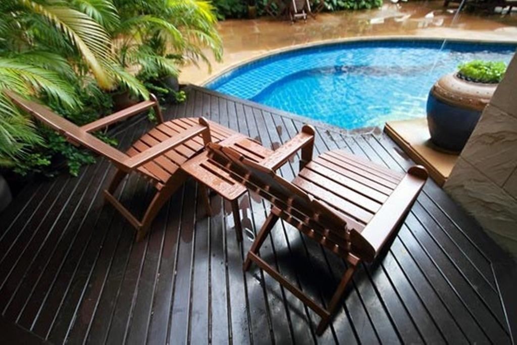 rooms-deluxe-pool-access