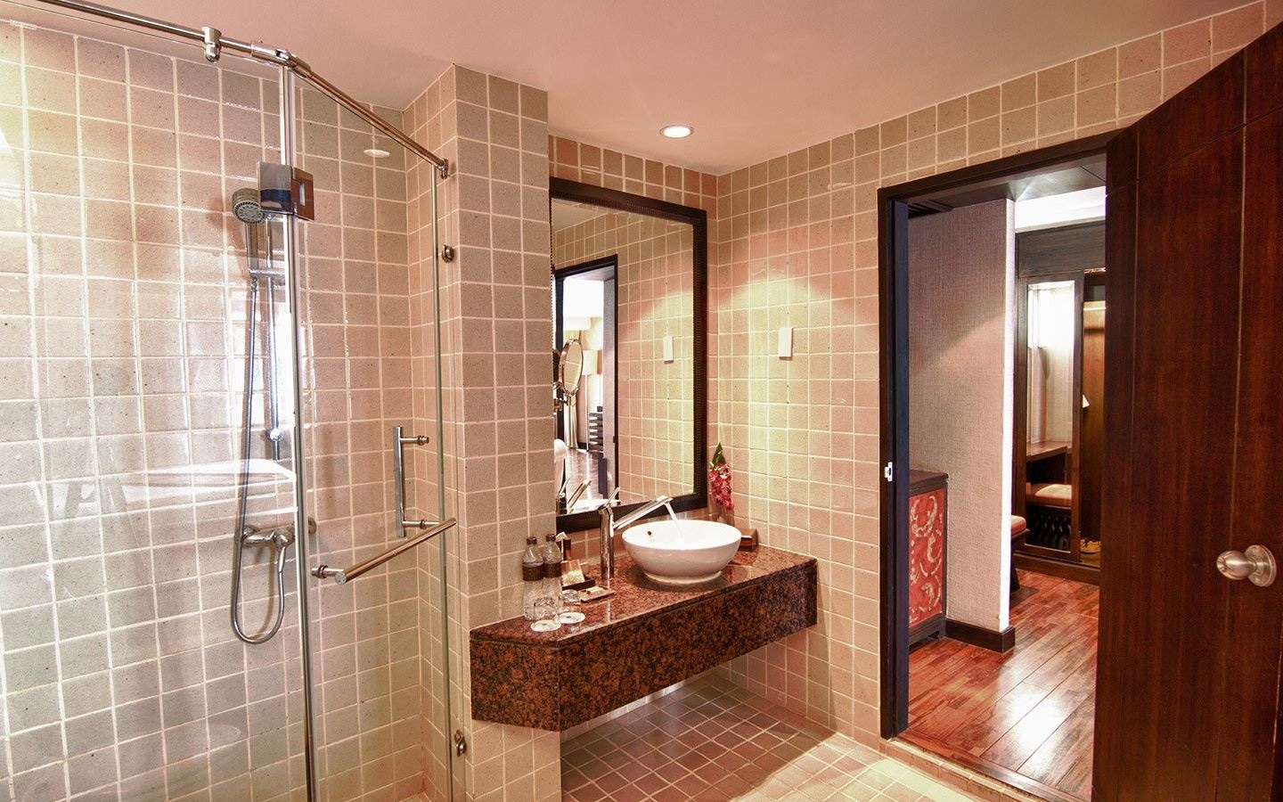 rooms-executive-suite