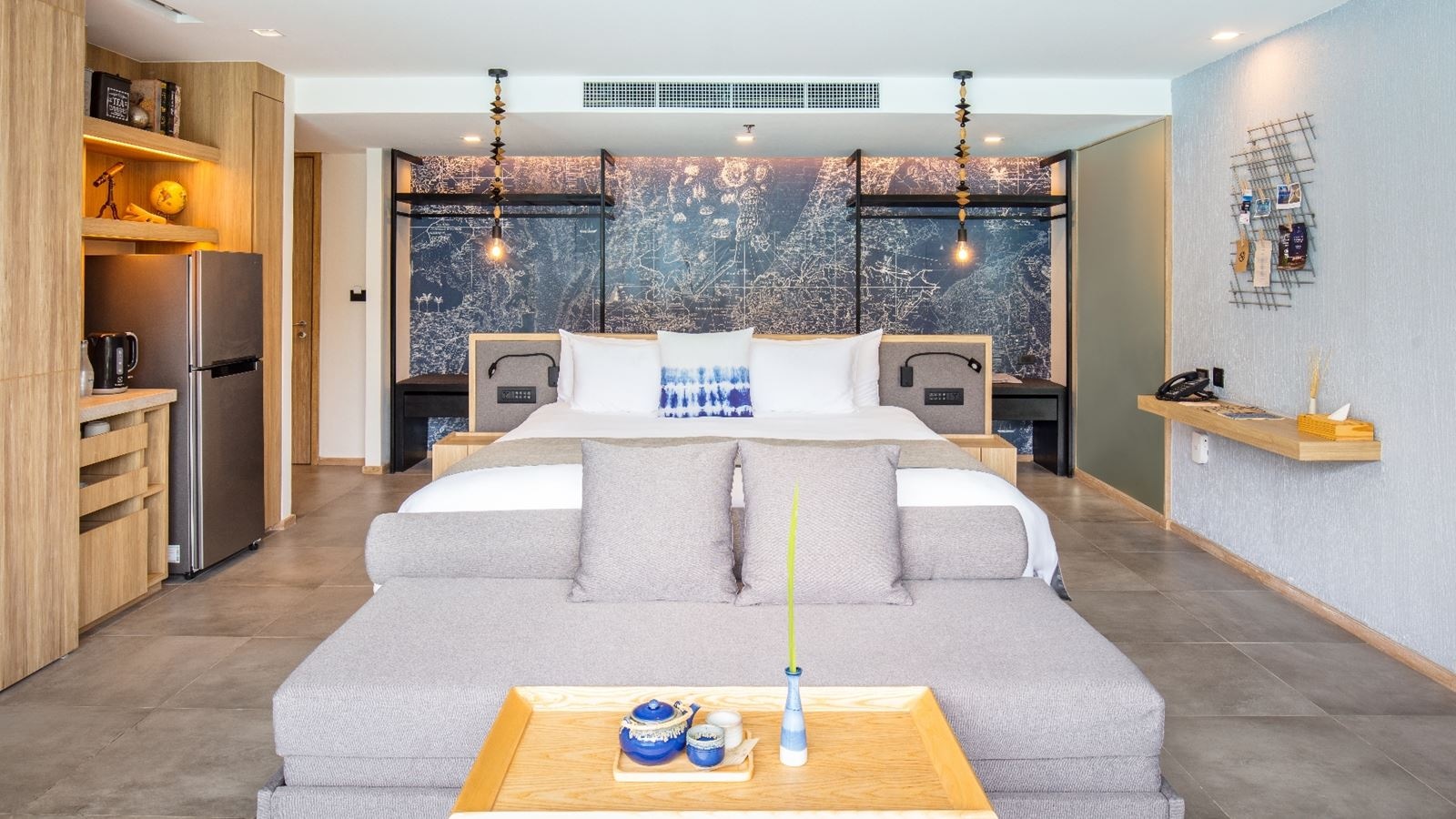 rooms-pool-access-grand