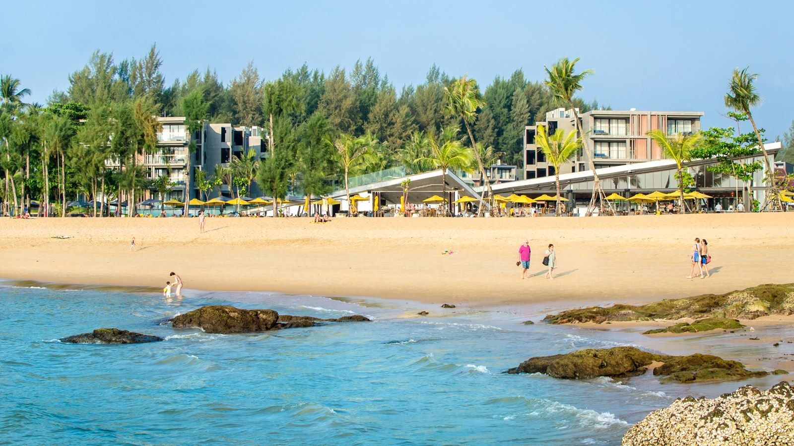 restaurants-kokulo-beach-club-and-restaurant
