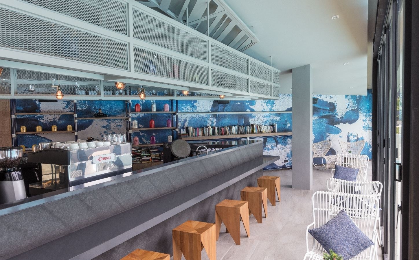 restaurants-cotton-cafe-and-library