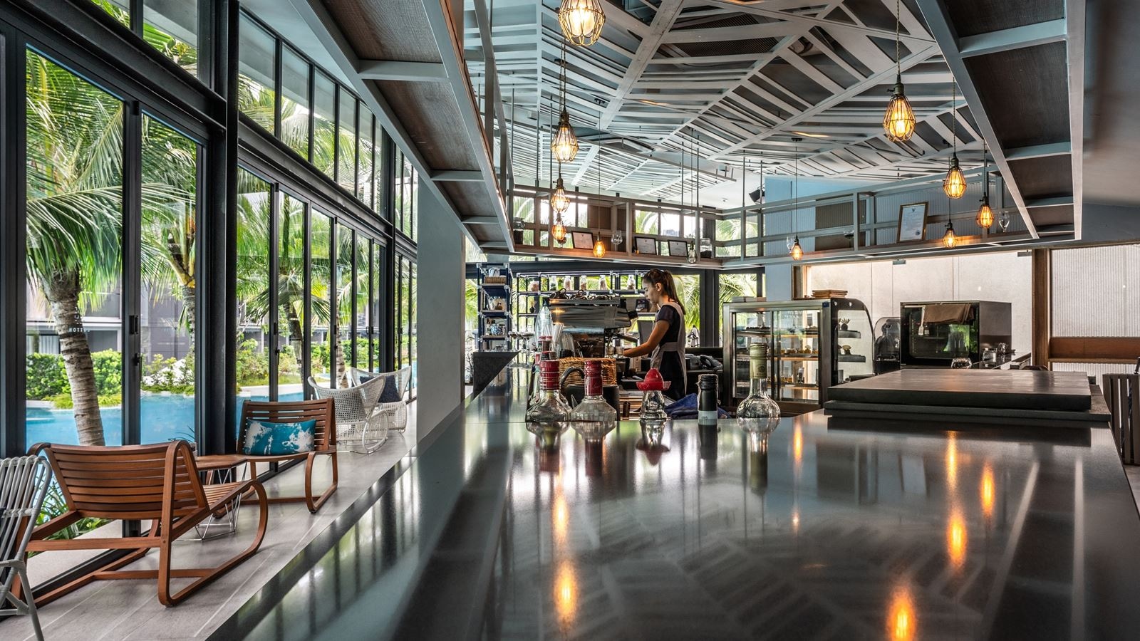 restaurants-cotton-cafe-and-library