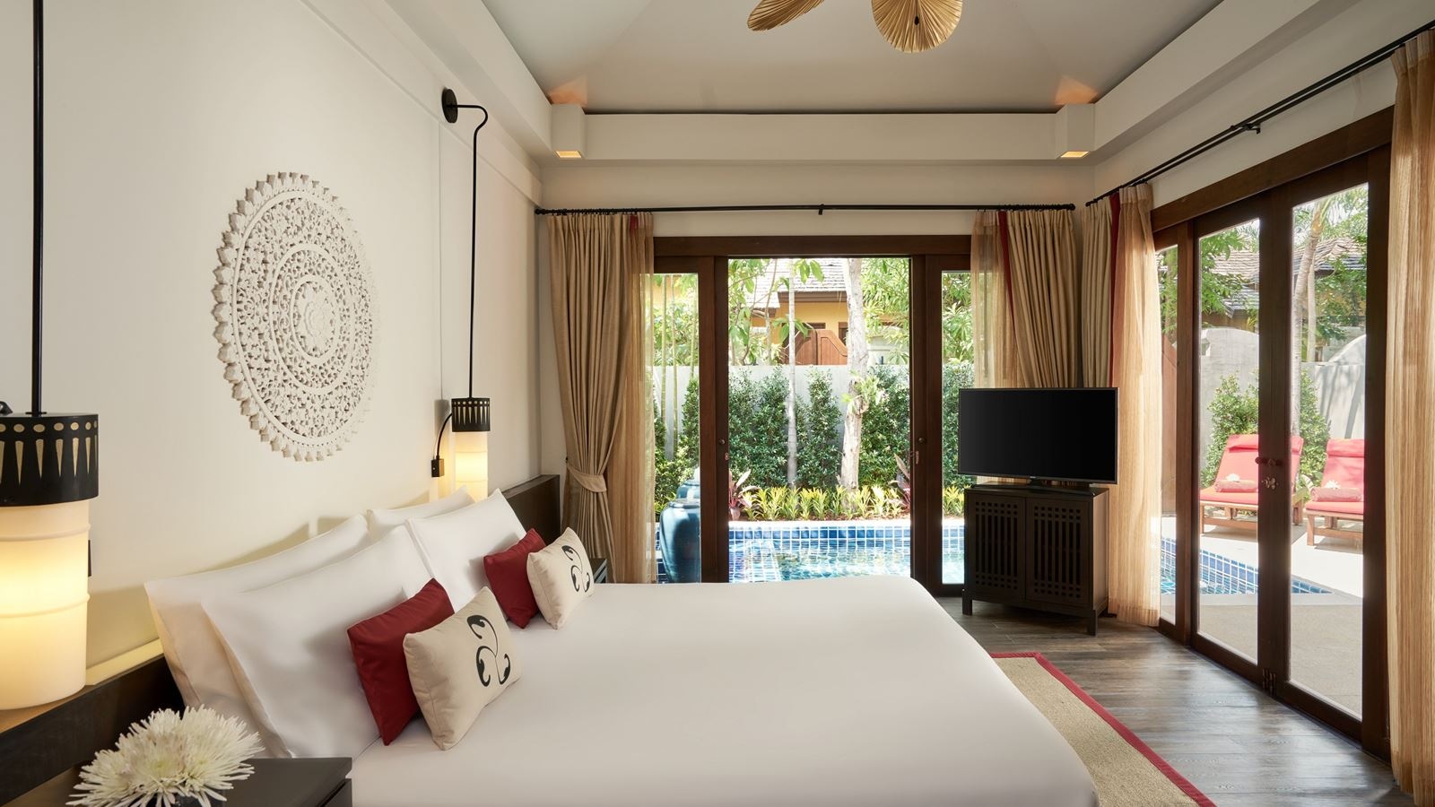 rooms-villa-with-private-pool