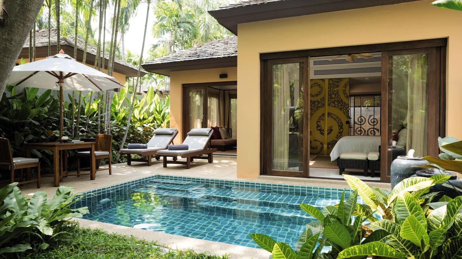 rooms-villa-with-private-pool