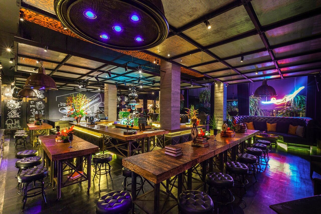 restaurants-dirty-monstera