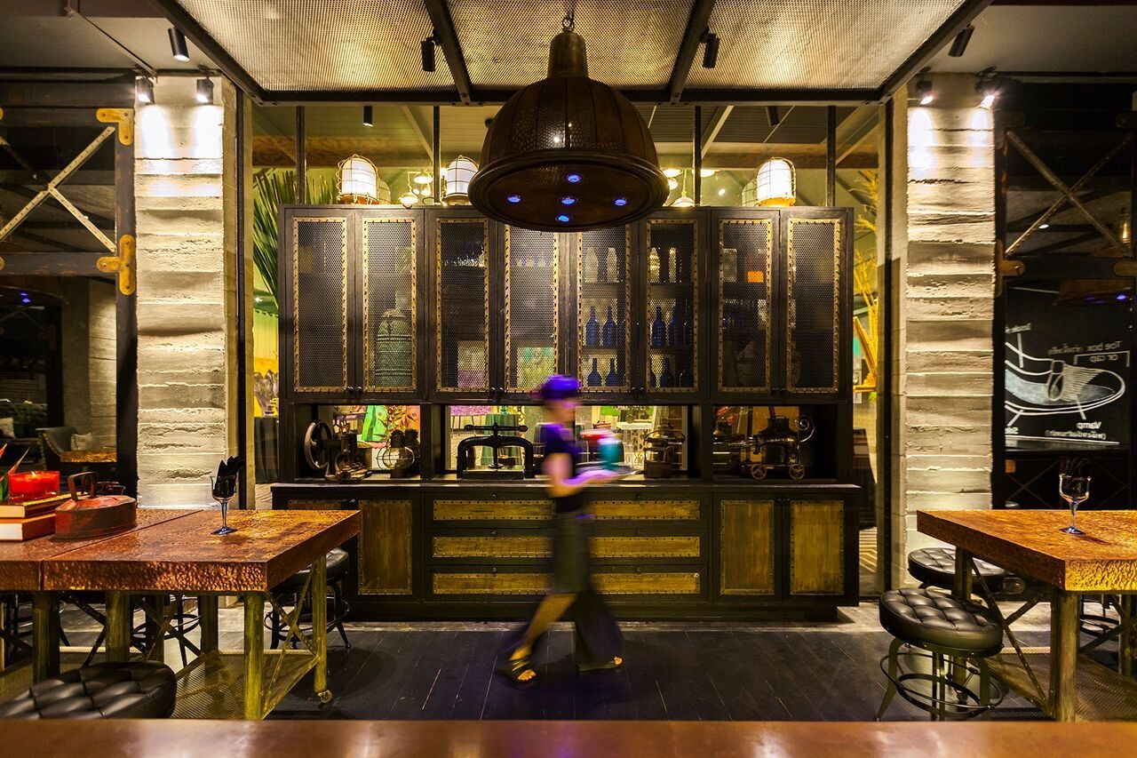 restaurants-dirty-monstera