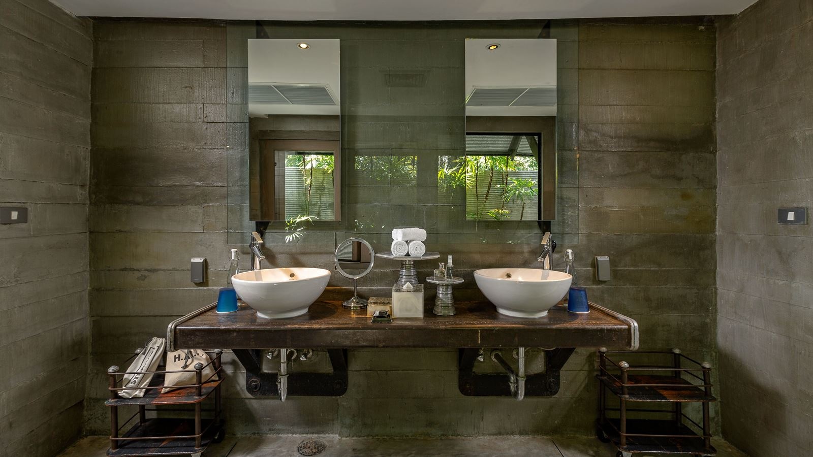 rooms-two-bedroom-family-pool-villa