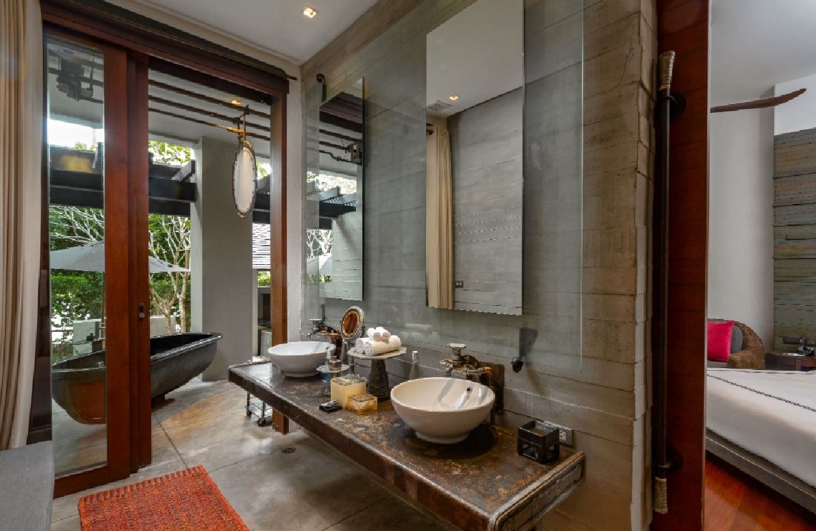 rooms-private-pool-suite