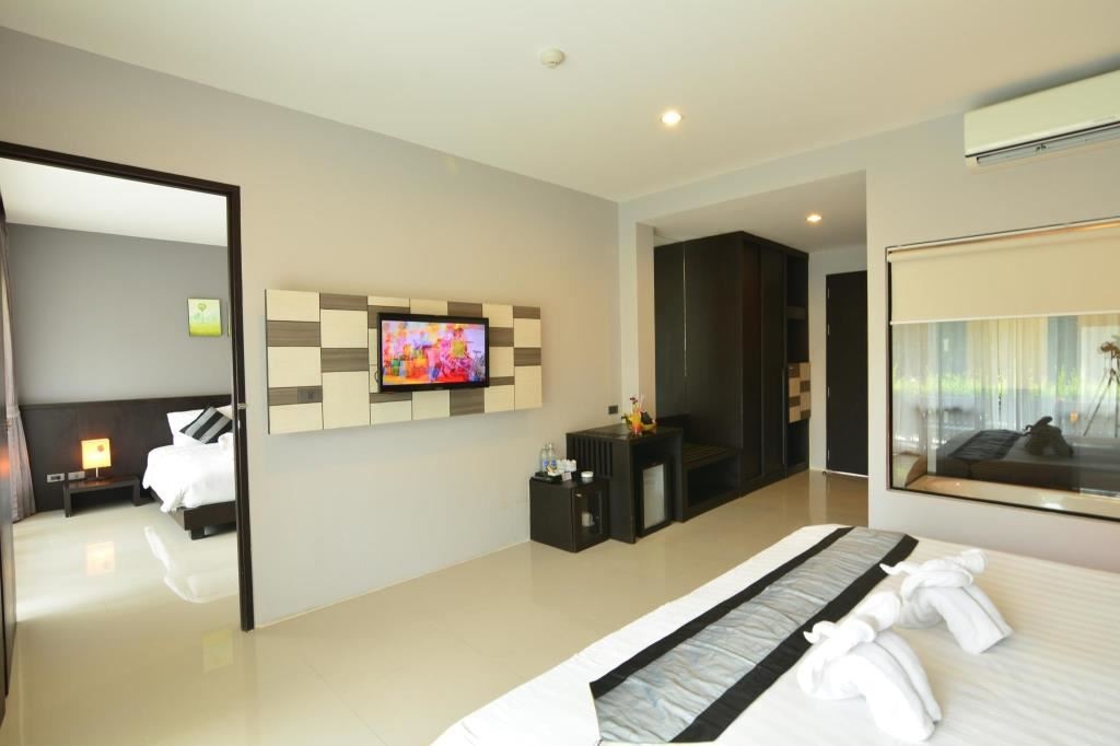 rooms-family-room