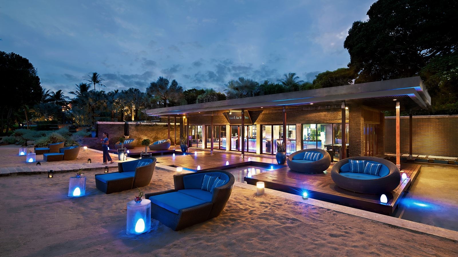 bars-out-of-the-blue-drink