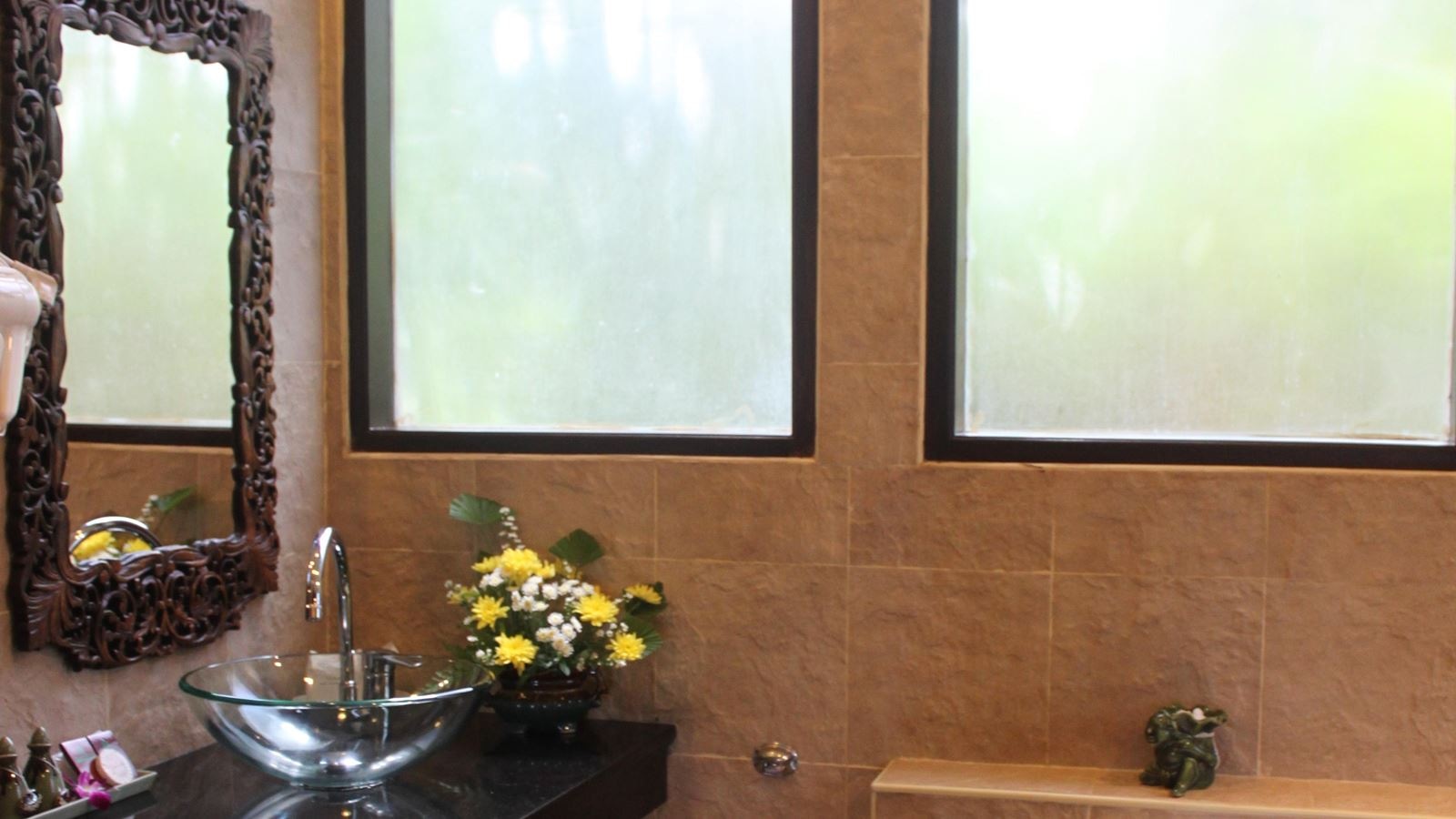 rooms-deluxe-jacuzzi