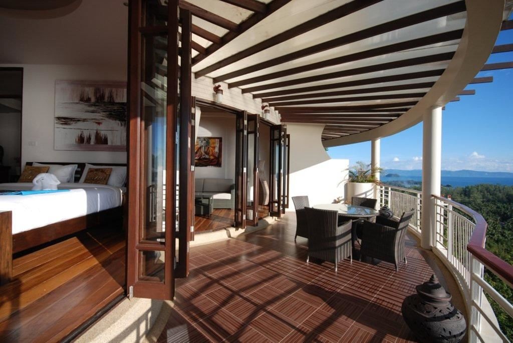 rooms-sunset-2br-penthouse