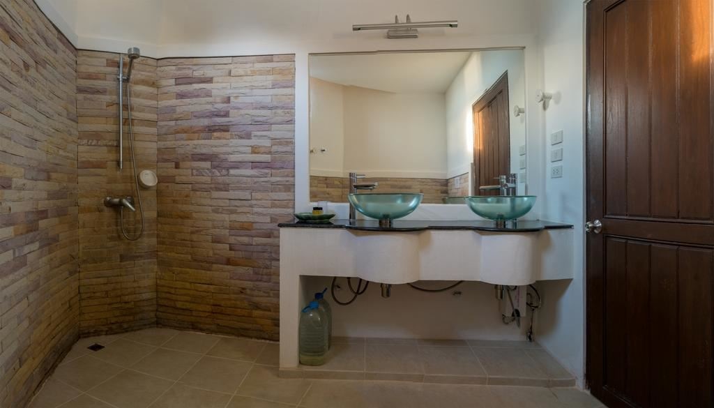 rooms-apartment-3-bed-room