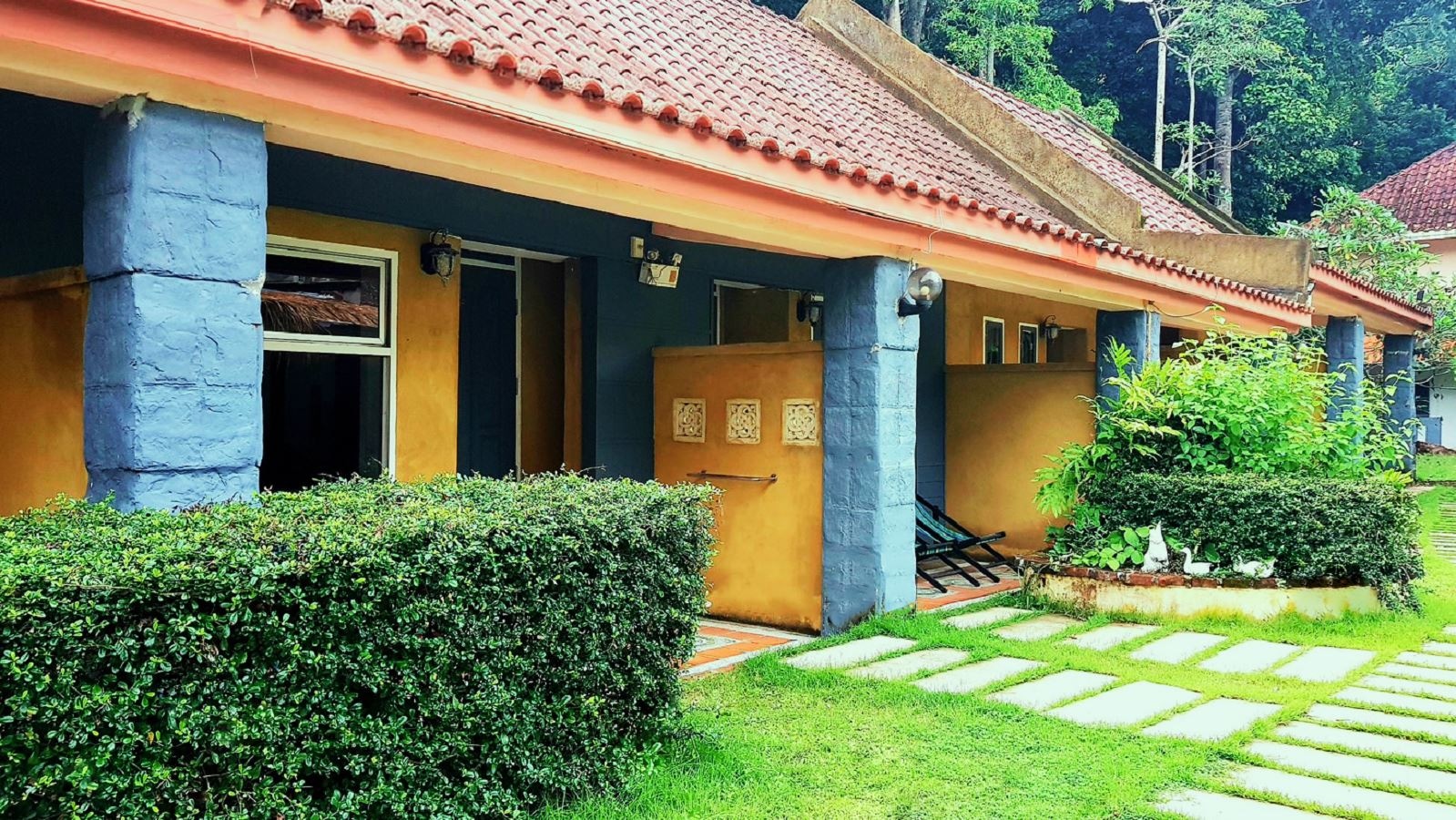 rooms-standard-garden-view