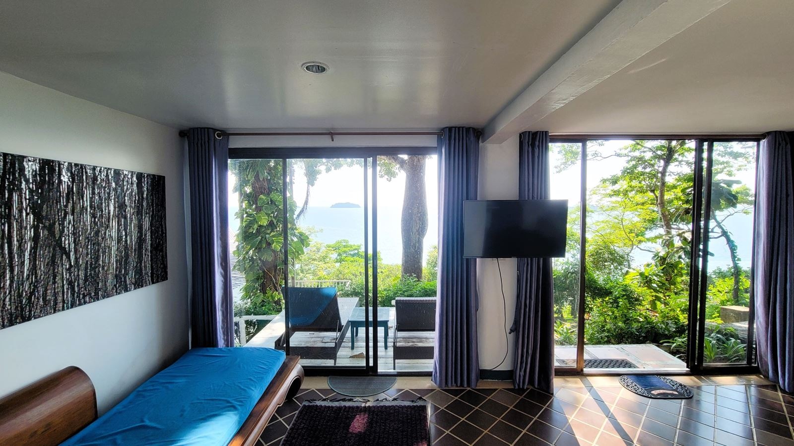 rooms-deluxe-suite-ocean-view