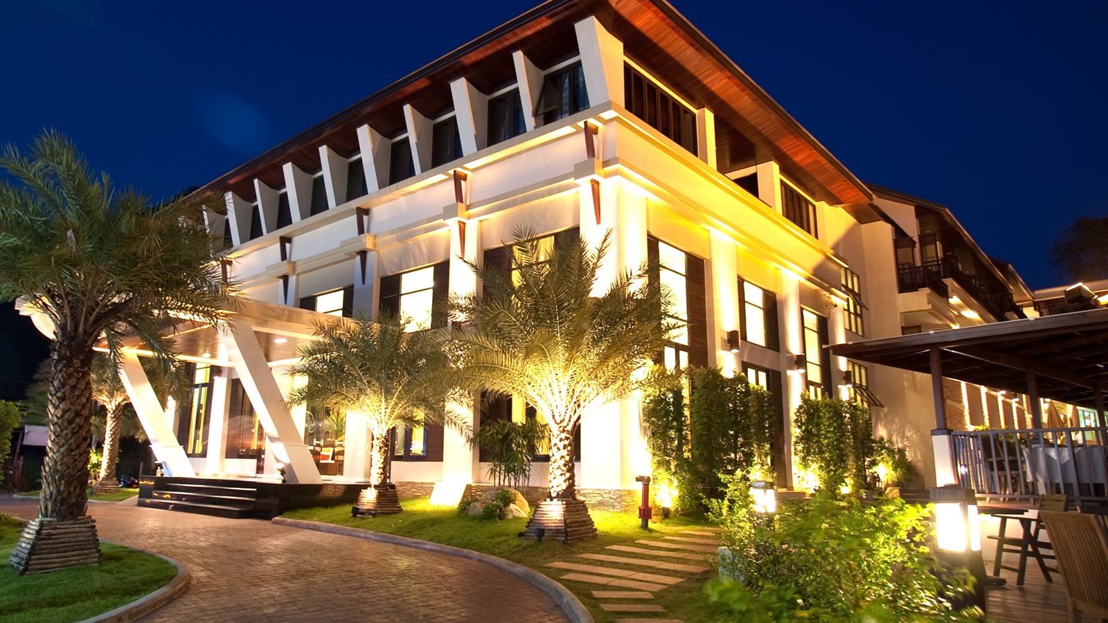 general-main-building