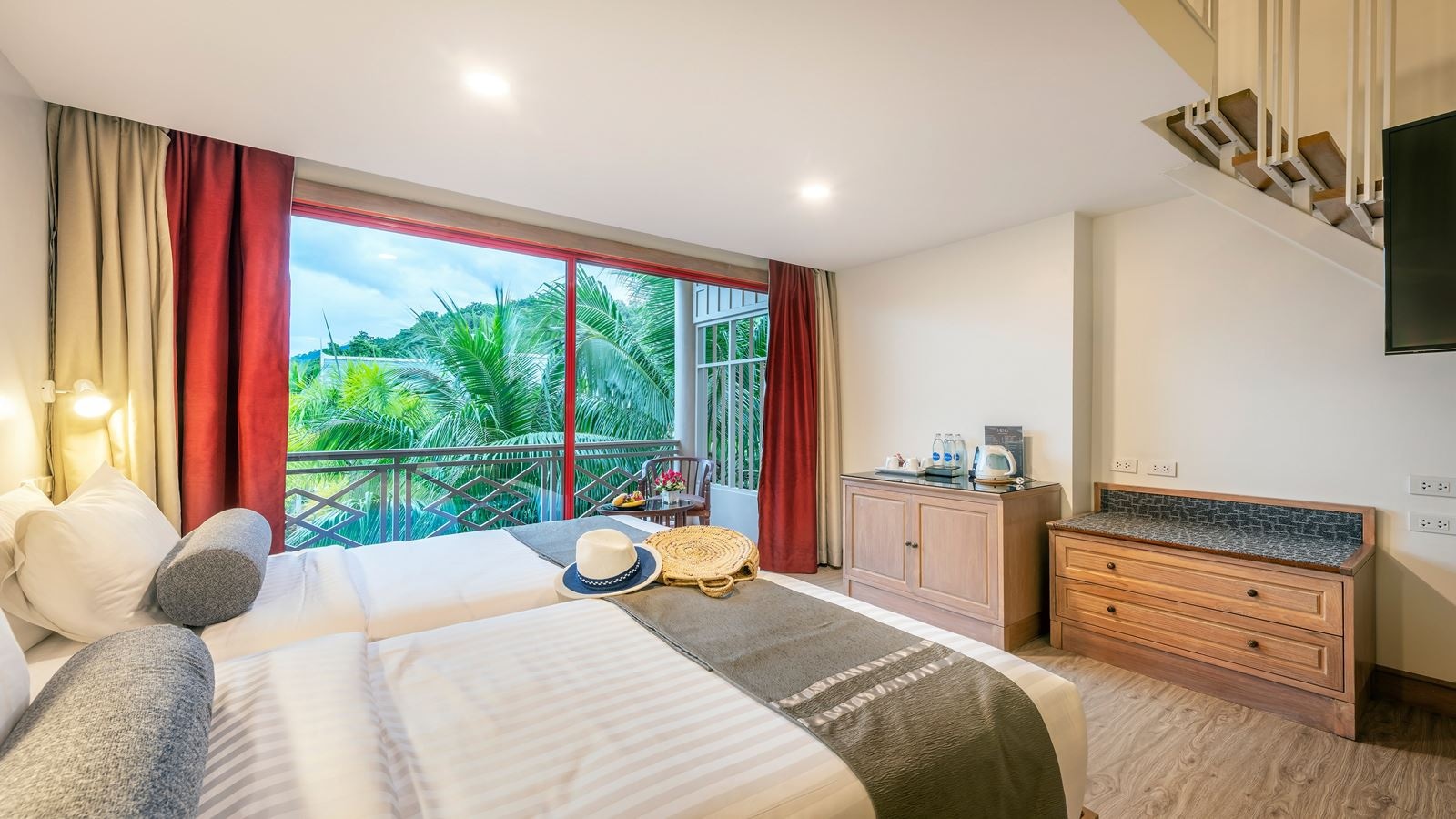 rooms-family-duplex-room