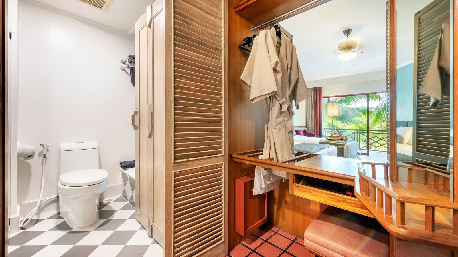 rooms-family-duplex-room