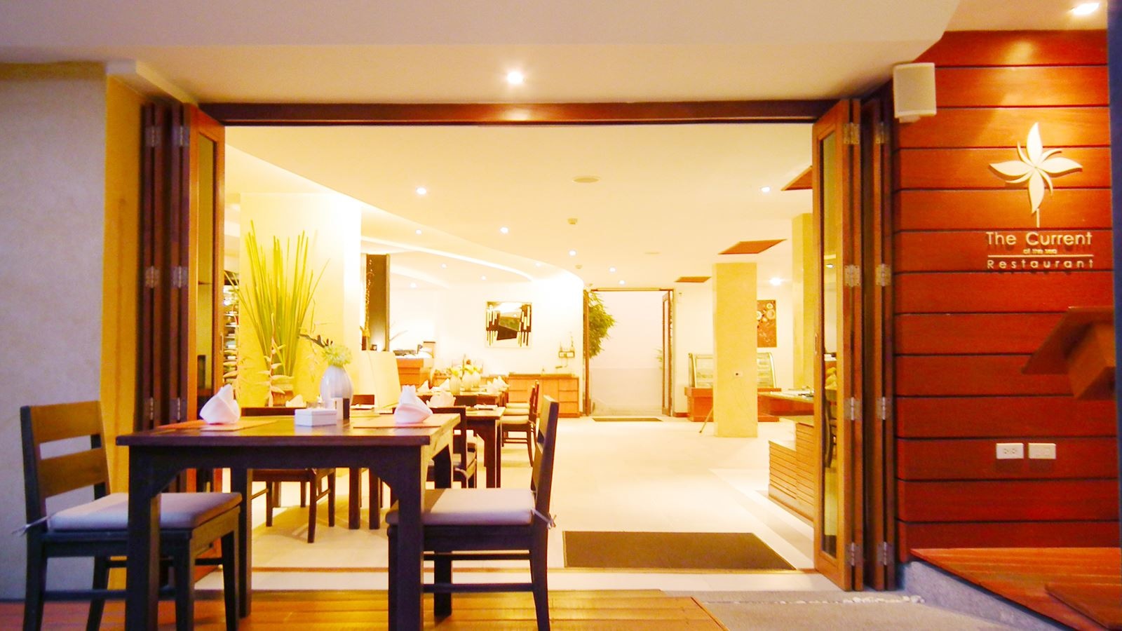 restaurants-the-current-of-the-sea