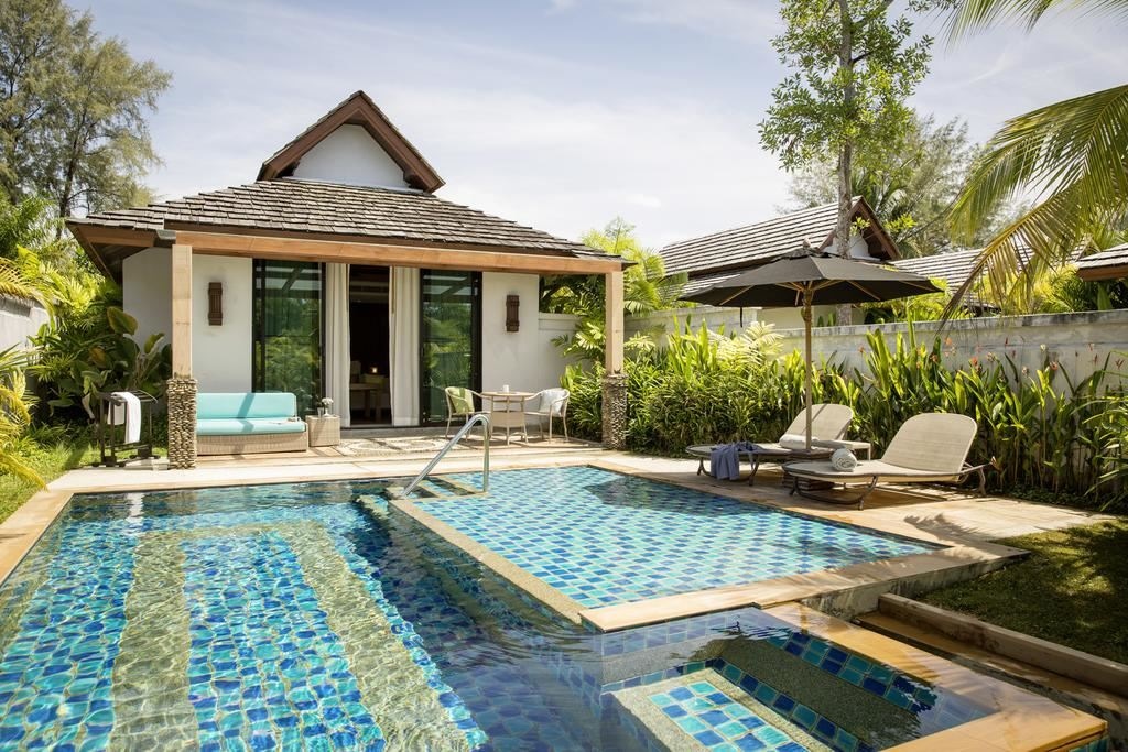 rooms-pool-villa-superior