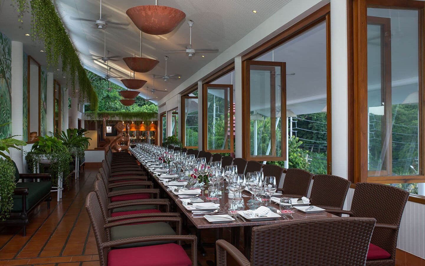 restaurants-mom-tri-s-wok-pagoda