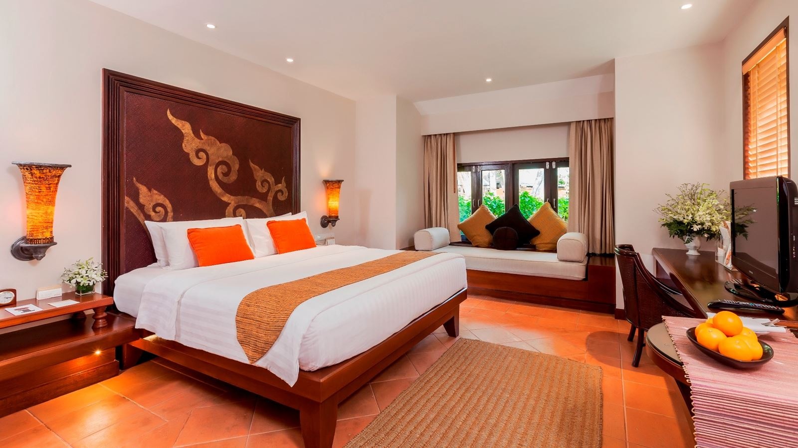 rooms-cottage-child-sharing-bed