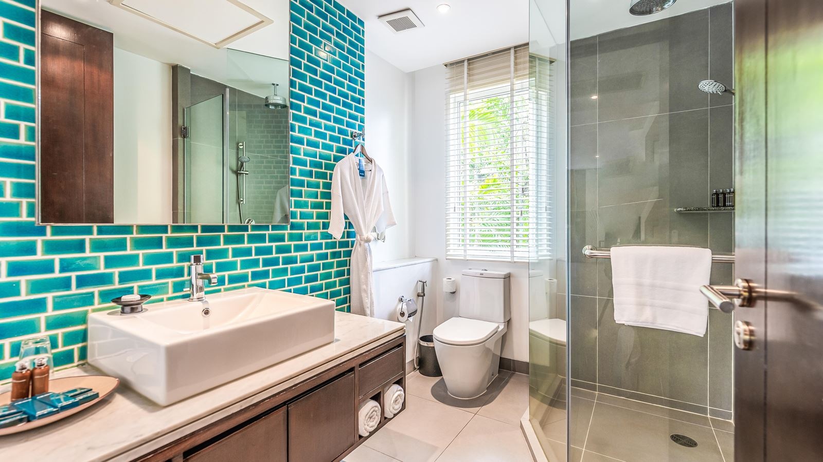 rooms-family-two-bedroom-garden-residence