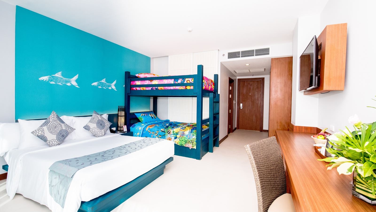 rooms-family-suite-with-bunk-bed