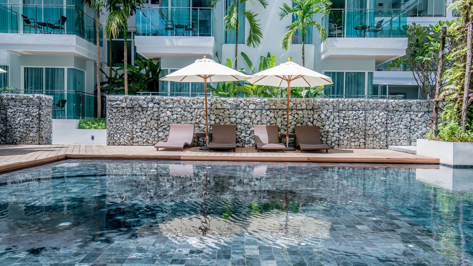 pools-outdoor-childrens-pool