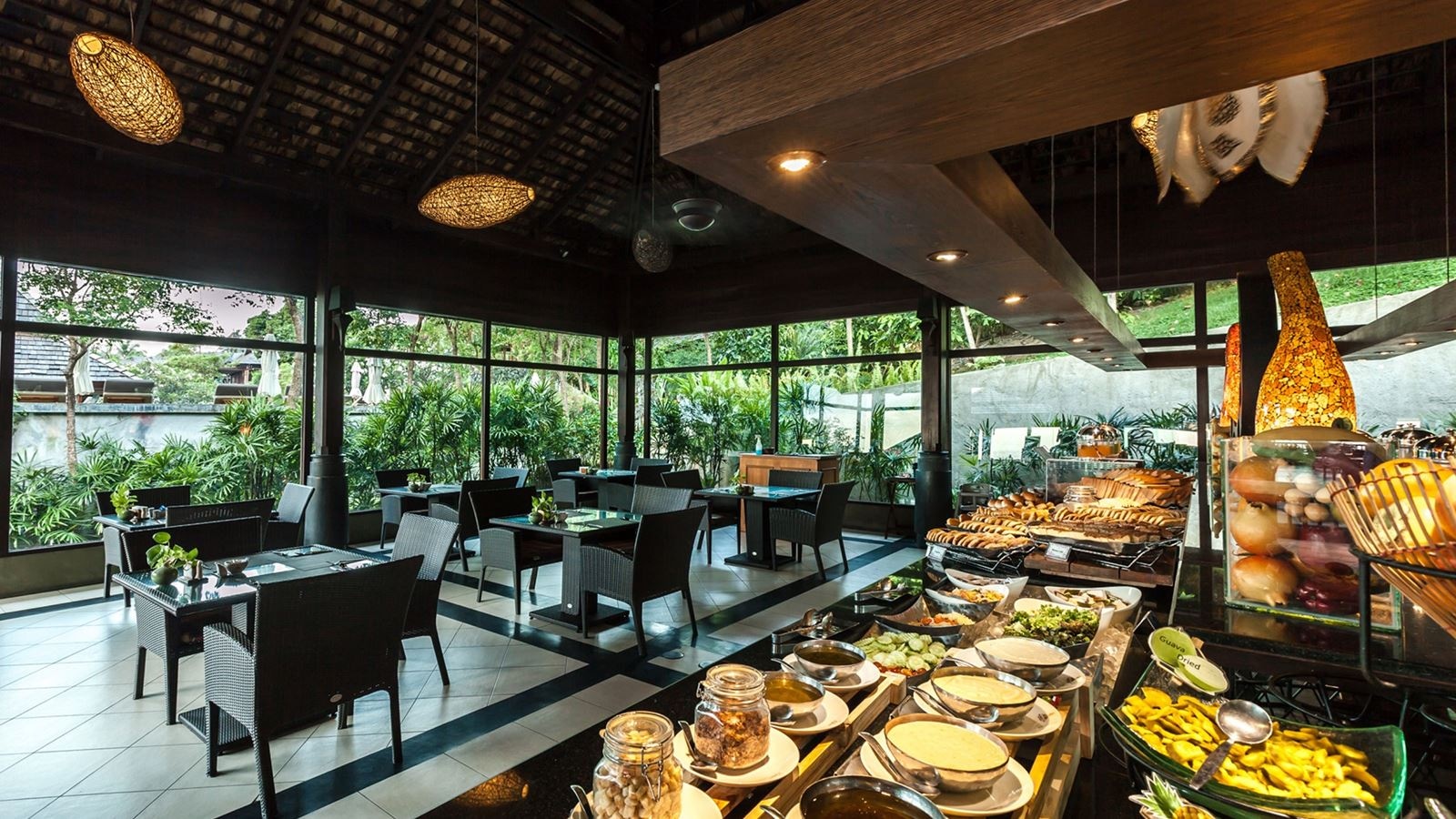 restaurants-manora-restaurant