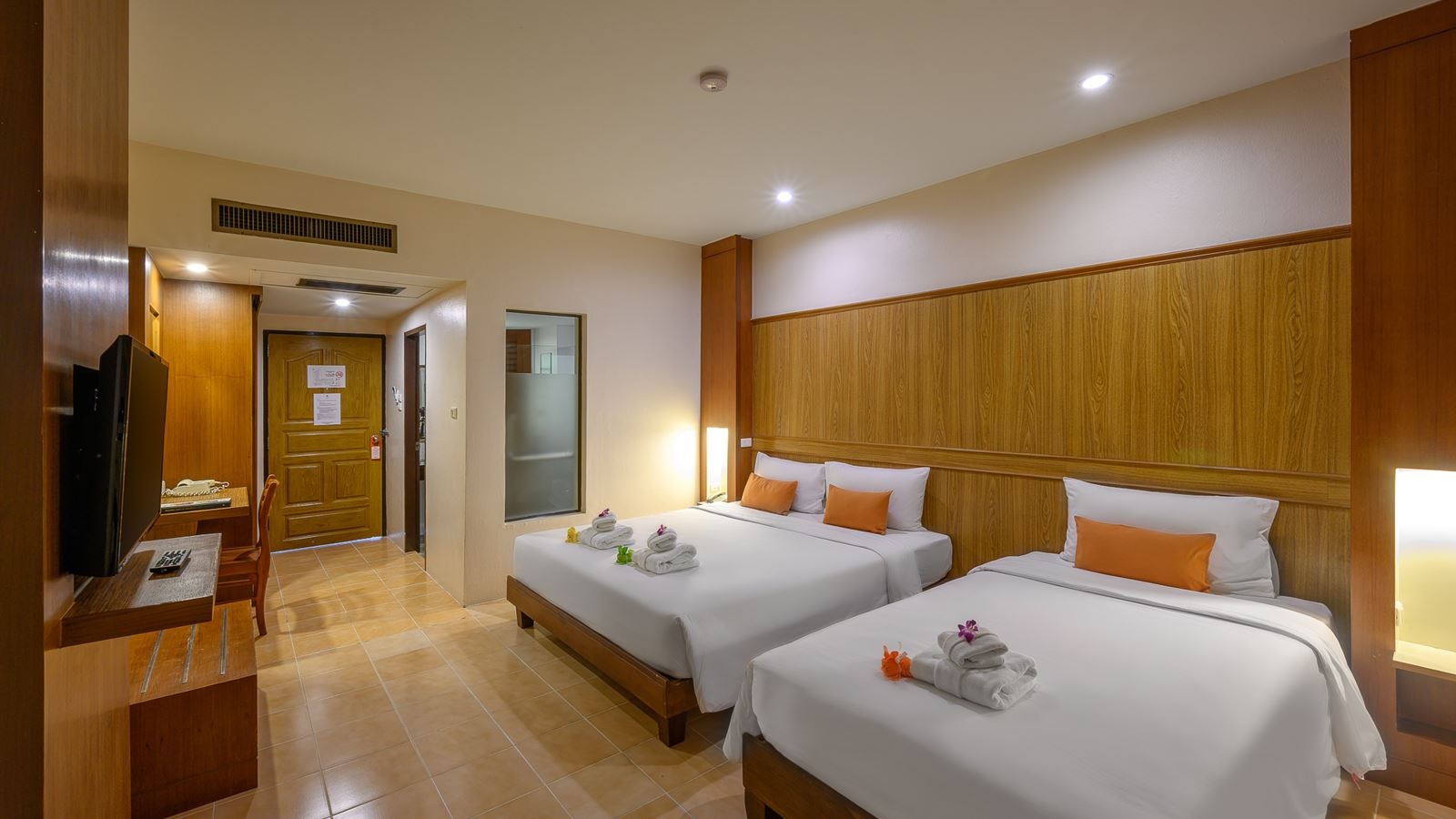 rooms-family-triple-plus-room