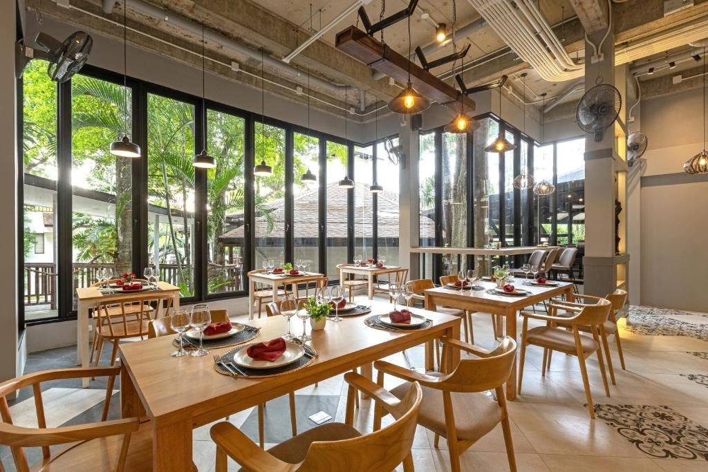 restaurants-restaurants