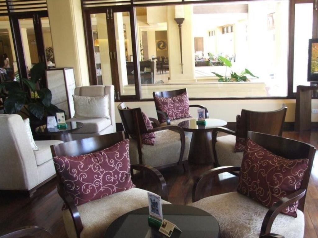 restaurants-lobby-lounge