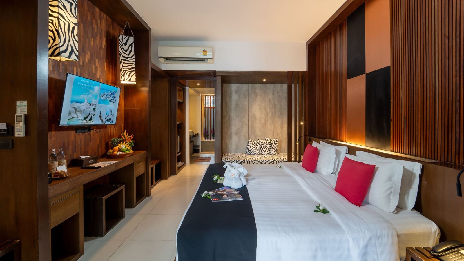 rooms-plunge-pool-suite